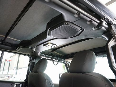 Used 2019 Jeep Wrangler Unlimited Sport S image 9