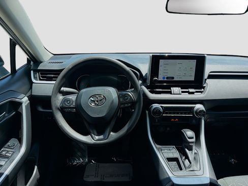 Used 2024 Toyota RAV4 XLE FWD image 18