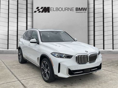 New 2026 BMW X5 xDrive40i w/ Premium Package AWD/4WD image 1
