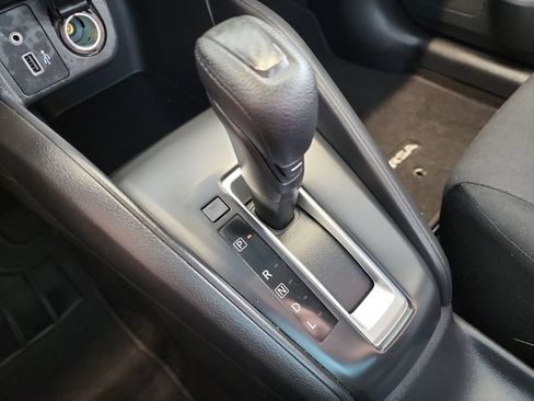 Used 2022 Nissan Versa S FWD image 29