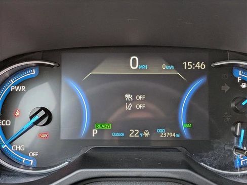 Used 2025 Toyota RAV4 XLE image 11