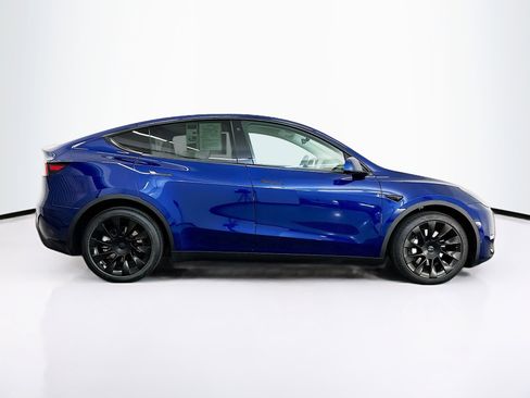 Used 2021 Tesla Model Y Long Range AWD/4WD image 10