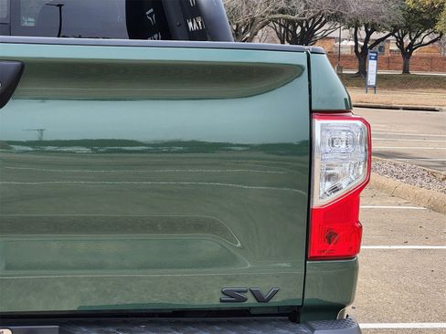 Used 2024 Nissan Titan SV w/ SV Bronze Edition Package image 16