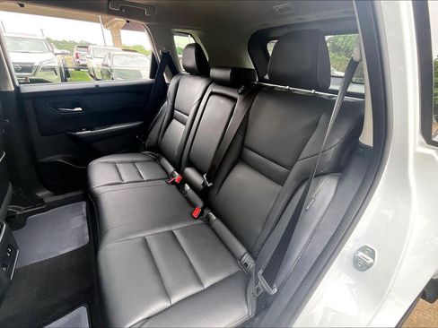 Used 2024 Nissan Rogue SL w/ SL Premium Package FWD image 21