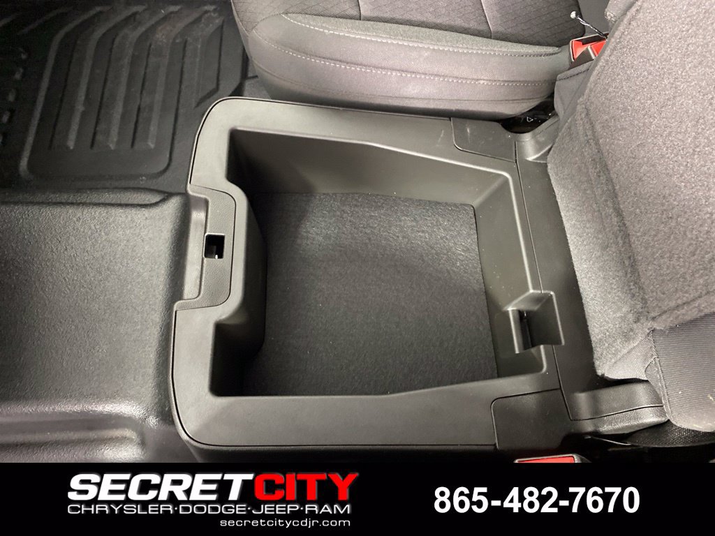 Used 2020 Chevrolet Silverado 1500 LT w/ Convenience Package AWD/4WD image 26