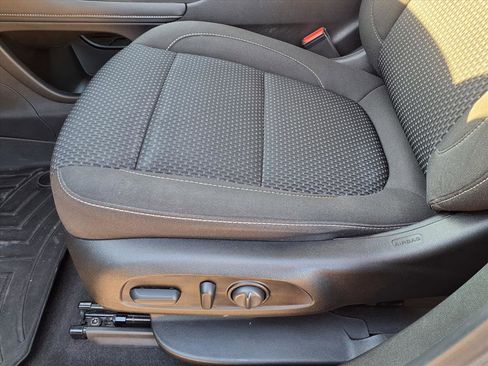 Used 2021 GMC Acadia SLE w/ Driver Convenience Package image 26