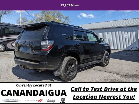 Used 2019 Toyota 4Runner SR5 AWD/4WD image 10