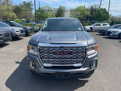 Used 2022 GMC Canyon Denali AWD/4WD image 2
