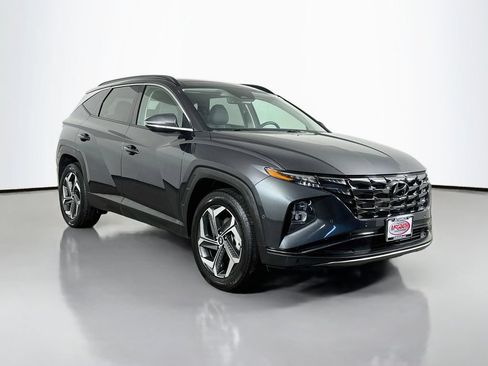 Used 2023 Hyundai Tucson Limited AWD/4WD image 16
