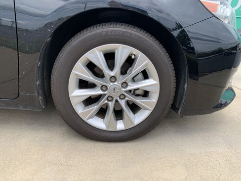 Used 2013 Lexus ES 300h w/ Luxury Pkg FWD image 13