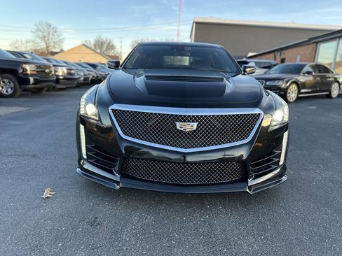 Used 2016 Cadillac CTS V w/ Luxury Package image 2
