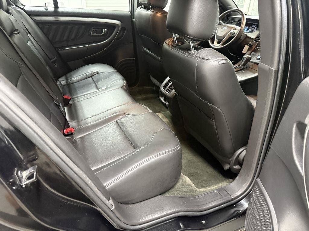 Used 2014 Ford Taurus SEL w/ Equipment Group 201A FWD image 26