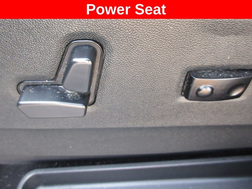 Used 2018 Dodge Grand Caravan SE FWD image 22