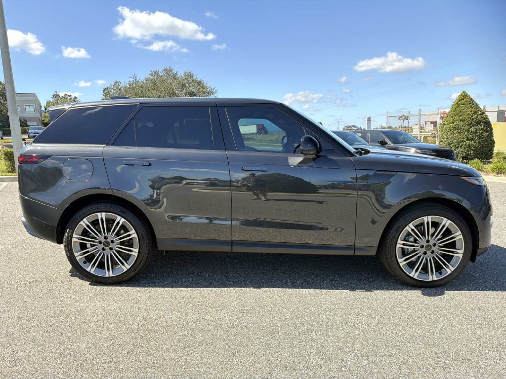 New 2027 Land Rover Range Rover Sport SE AWD/4WD image 6
