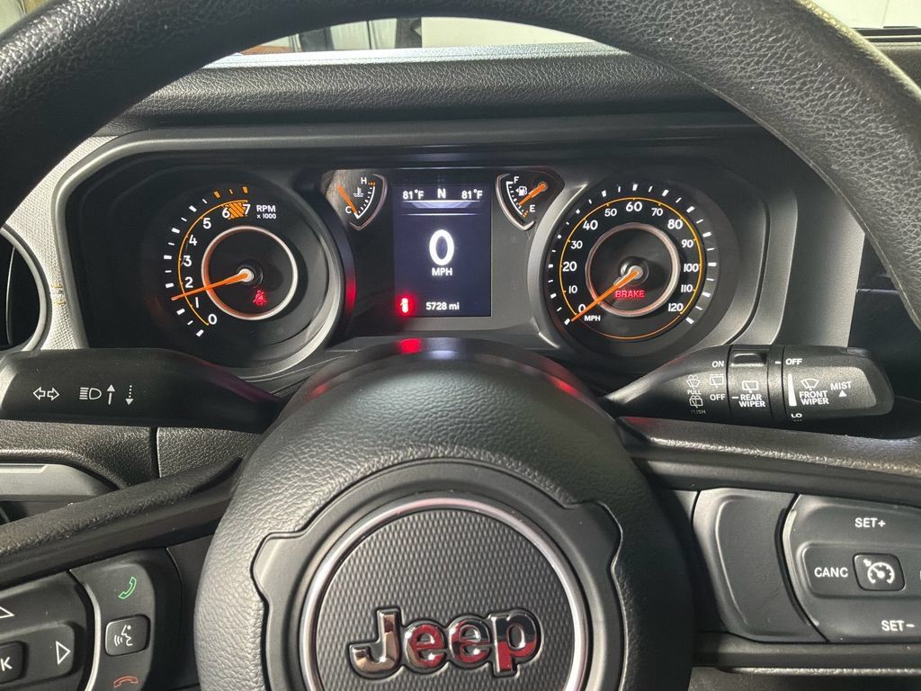 Used 2024 Jeep Wrangler Sport AWD/4WD image 24