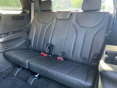 Used 2023 Hyundai Palisade SEL w/ Cargo Package image 18