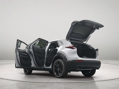 New 2026 MAZDA CX-30 AWD 2.5 S w/ Select Sport Pkg image 32