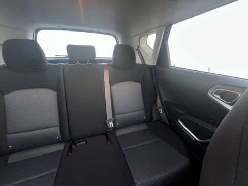 Used 2025 Kia Soul LX w/ LX Technology Package image 35