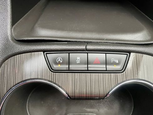 Used 2020 GMC Acadia SLT image 31