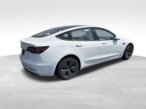 Used 2023 Tesla Model 3 Standard Range RWD image 12