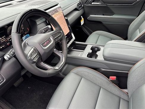 New 2026 GMC Acadia AT4 w/ Super Cruise Package image 10