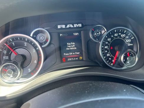Used 2024 RAM 2500 Big Horn AWD/4WD image 17