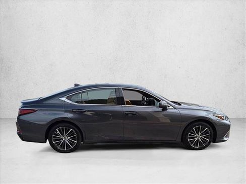 Used 2022 Lexus ES 350 w/ Premium Package FWD image 4