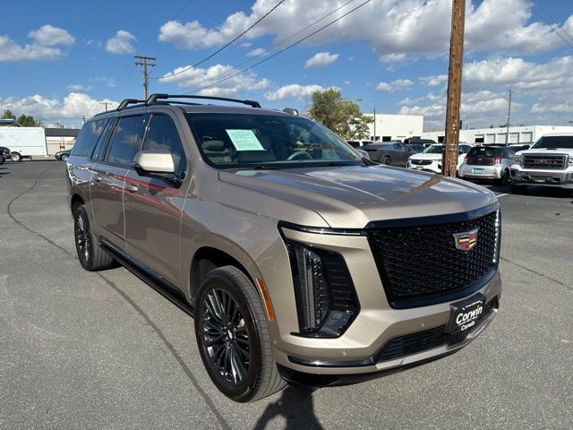 Used 2025 Cadillac Escalade ESV Sport Platinum w/ LPO, Floor Liner Package AWD/4WD image 4