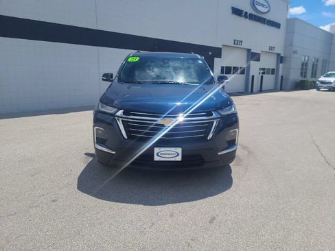 Used 2023 Chevrolet Traverse LT AWD/4WD image 10