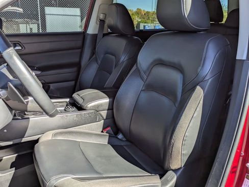 Certified 2022 Nissan Pathfinder SL image 12