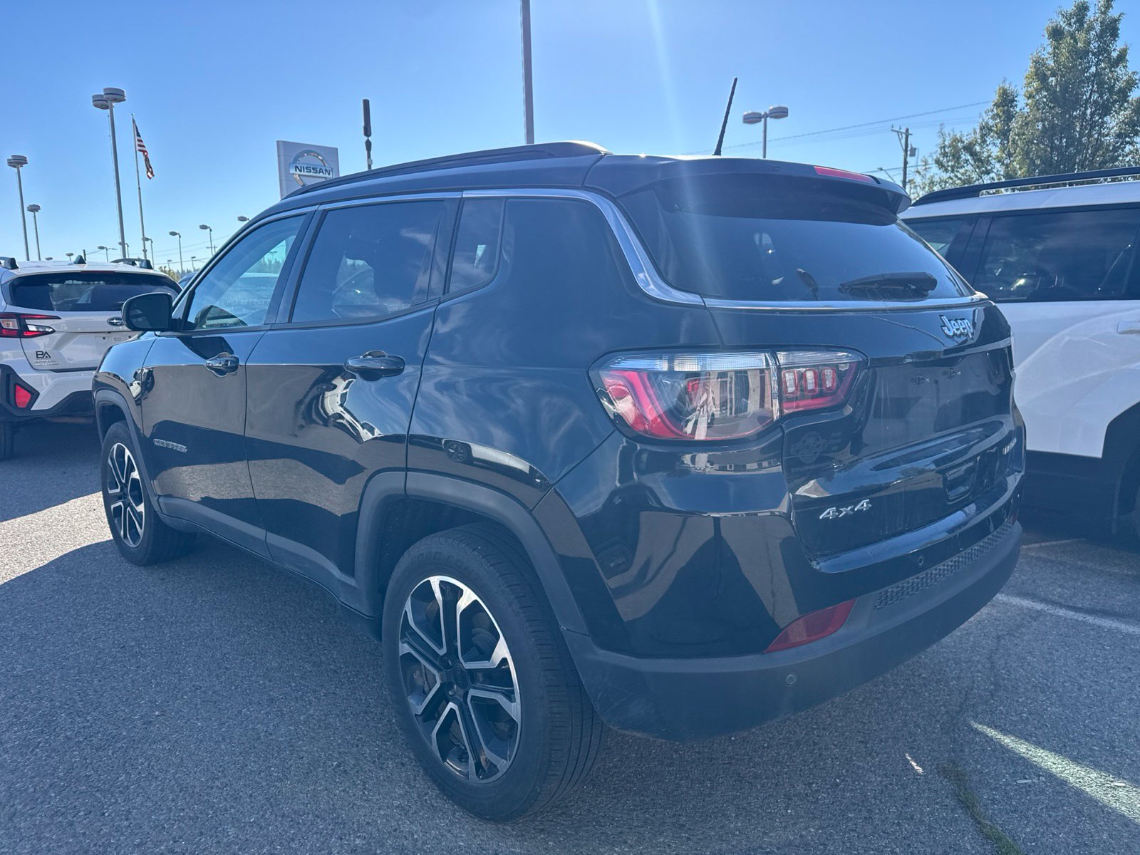 Used 2022 Jeep Compass Limited AWD/4WD image 8