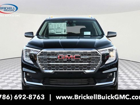 New 2024 GMC Terrain Denali w/ Denali Premium Package image 3