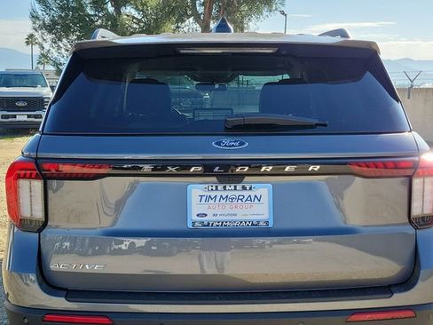 New 2026 Ford Explorer Active w/ Active Comfort Package image 19
