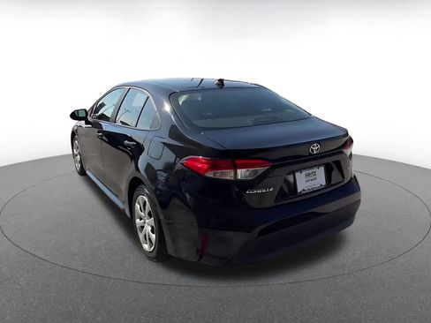 Used 2025 Toyota Corolla LE image 11