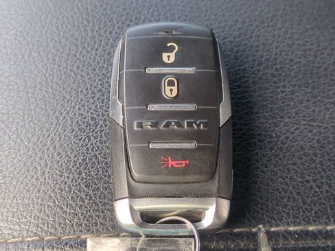 Used 2023 RAM 1500 Big Horn RWD image 32