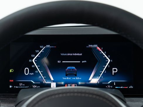 New 2026 BMW X6 xDrive40i w/ Climate Comfort Package image 18