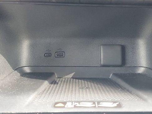 Certified 2024 Chevrolet Traverse Z71 image 36