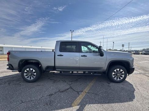 New 2026 Chevrolet Silverado 2500 Custom w/ Custom Value Package image 8