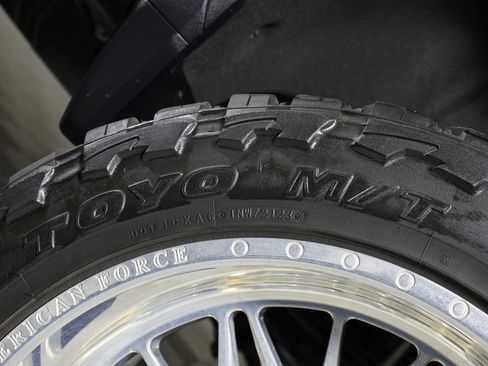 Used 2024 GMC Sierra 2500 Denali w/ Denali Reserve Package image 49