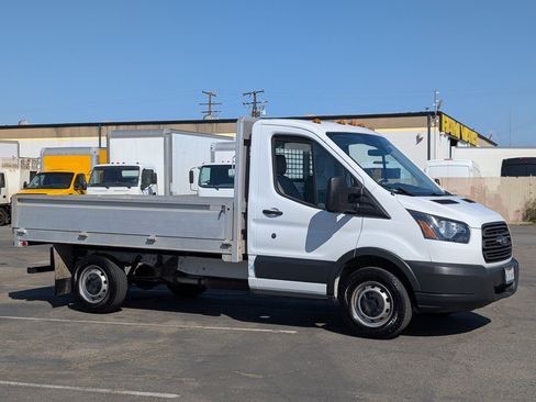 Used 2018 Ford Transit 250 138 image 1