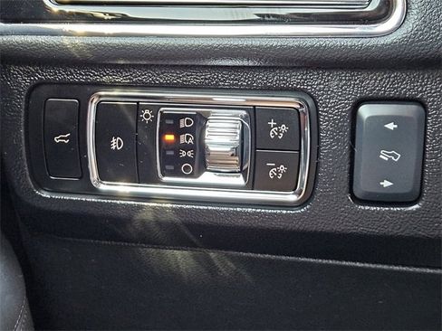 Used 2024 Lincoln Navigator L 4WD image 22