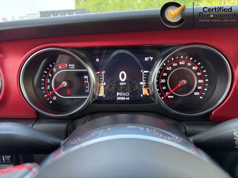 Used 2022 Jeep Wrangler Unlimited Rubicon w/ LED Lighting Group AWD/4WD image 55