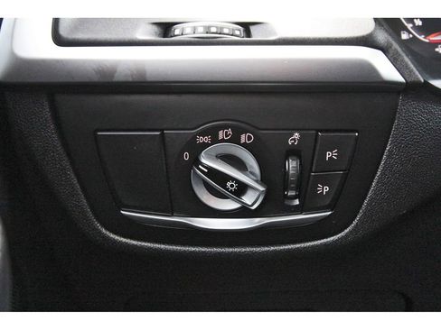 Used 2023 BMW X3 sDrive30i w/ Premium Package image 22