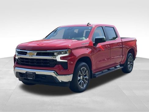 Used 2025 Chevrolet Silverado 1500 LT AWD/4WD image 2