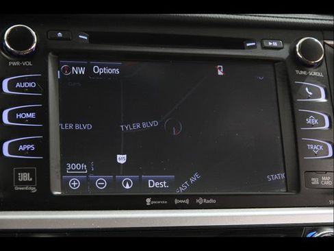 Used 2018 Toyota Highlander Limited image 12