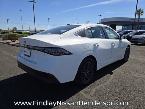 New 2026 Nissan Sentra SV w/ Floor Mat Package image 4