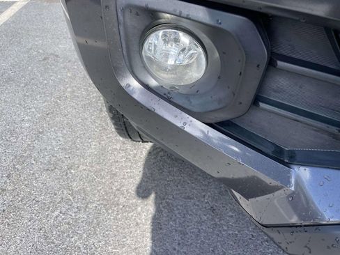 Used 2018 Toyota Tacoma SR5 image 17