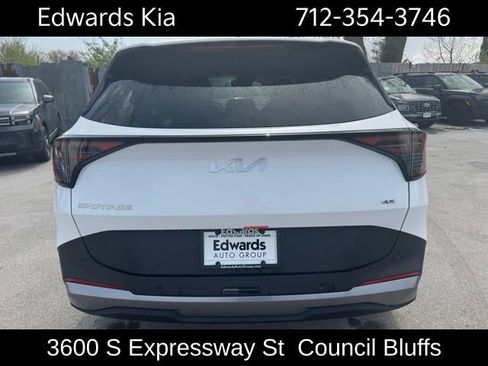New 2026 Kia Sportage LX w/ LX Convenience Package AWD/4WD image 8