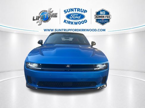 Used 2025 Dodge Charger Daytona Scat Pack w/ Track Pack AWD/4WD image 10