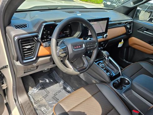 New 2026 GMC Canyon AT4 w/ Technology Plus Package AWD/4WD image 12